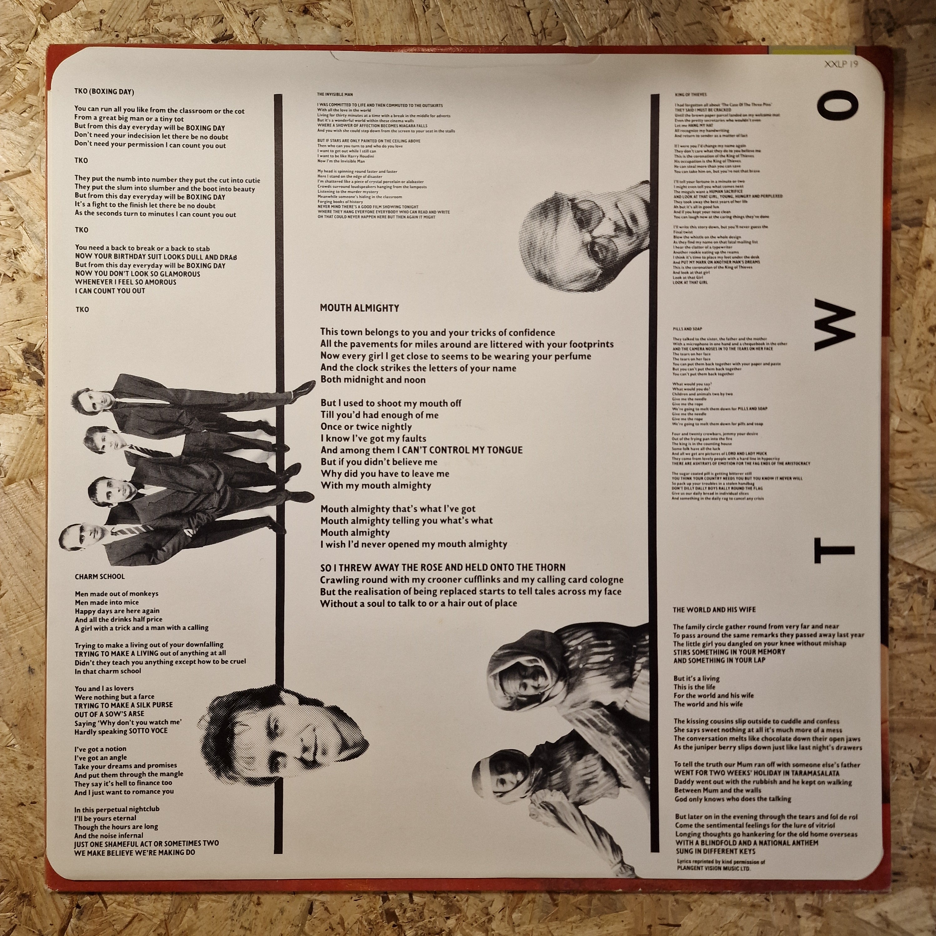 Elvis Costello And The Attractions – Punch The Clock