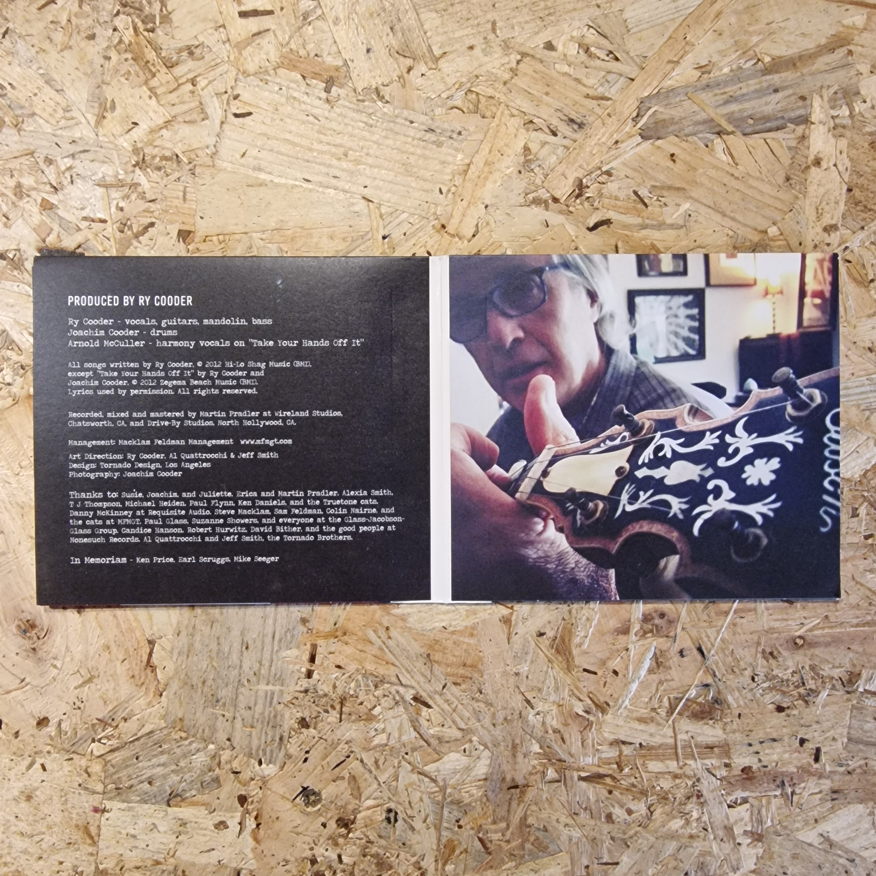 Ry Cooder – Election Special