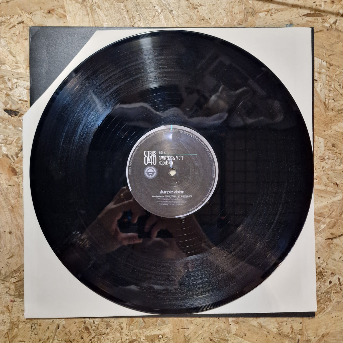 Rawtekk & Mofi – Snowfall / Repulsion
