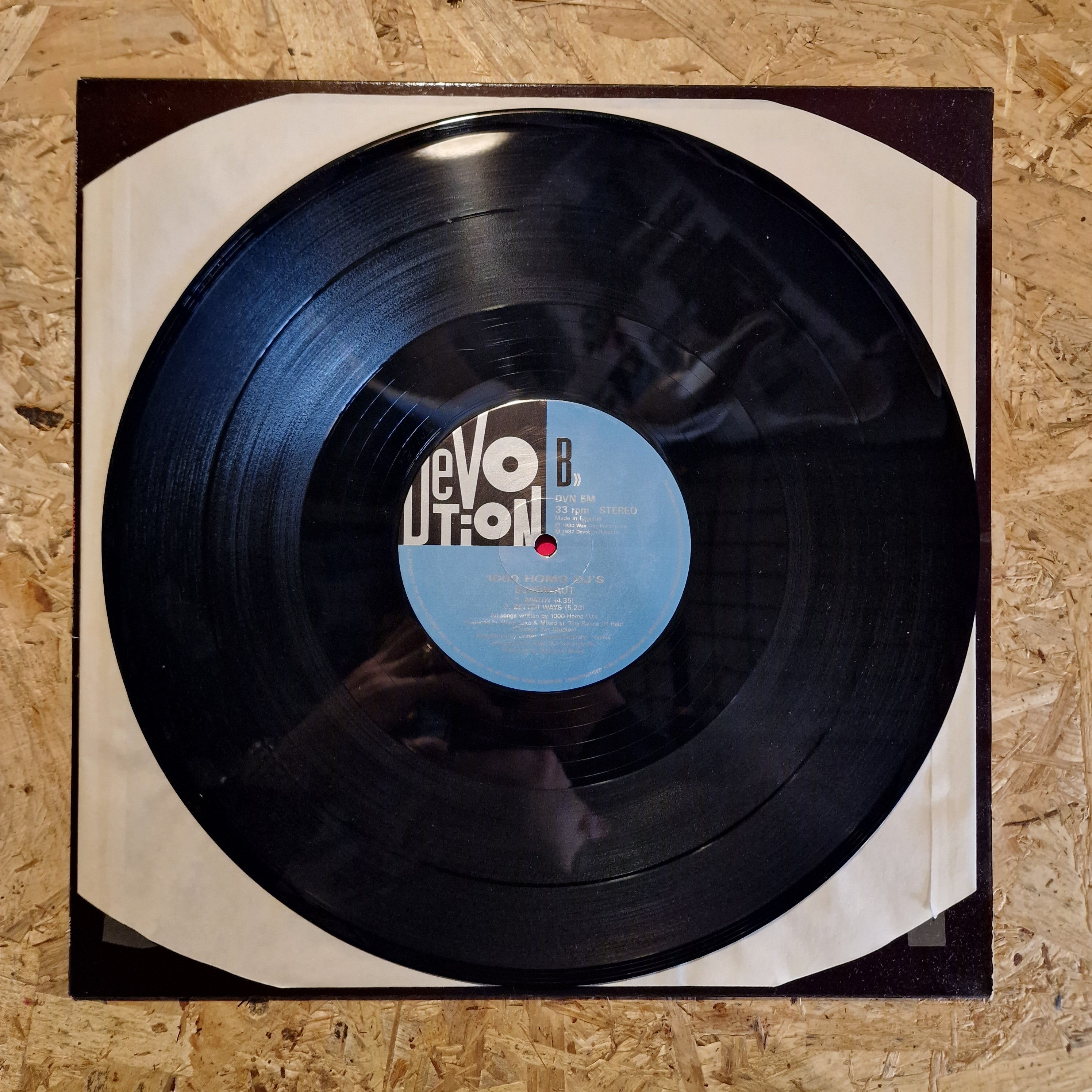 1000 Homo DJs – Supernaut