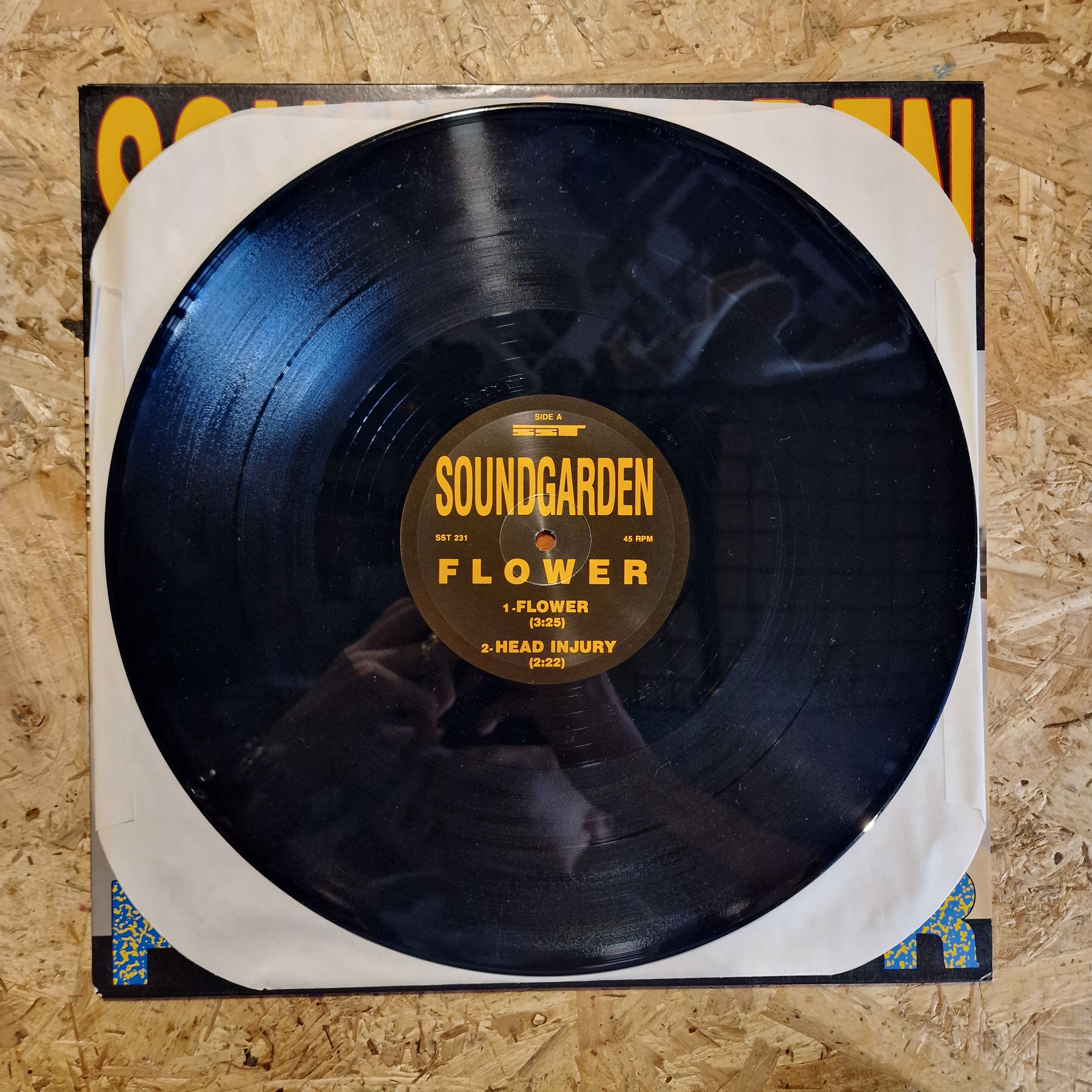Soundgarden – Flower