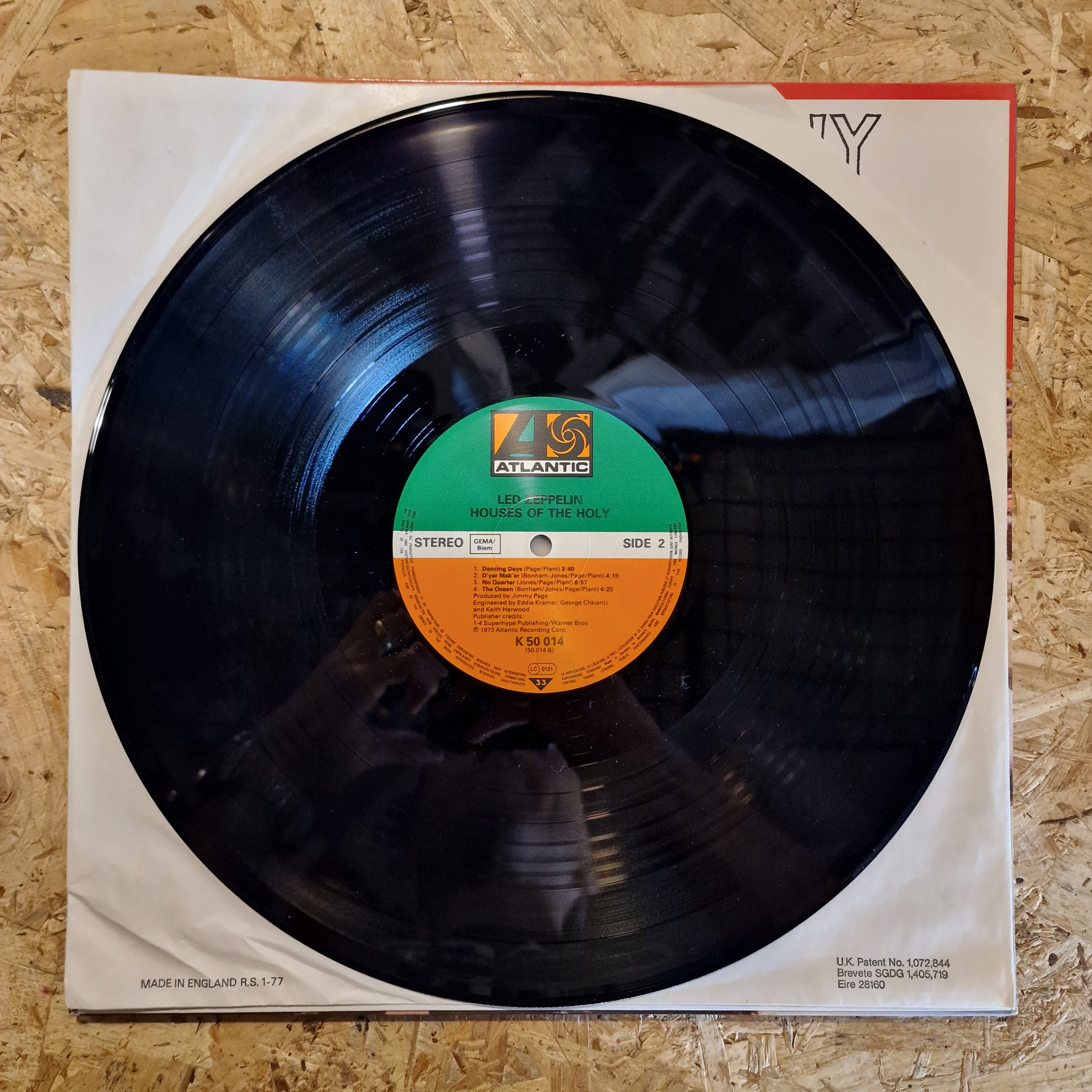 Led Zeppelin – Houses Of The Holy