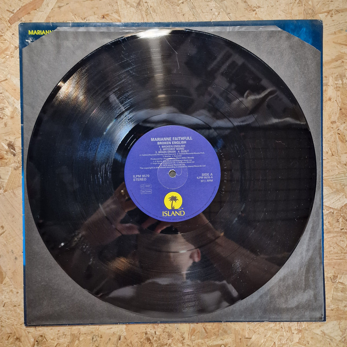 Marianne Faithfull – Broken English