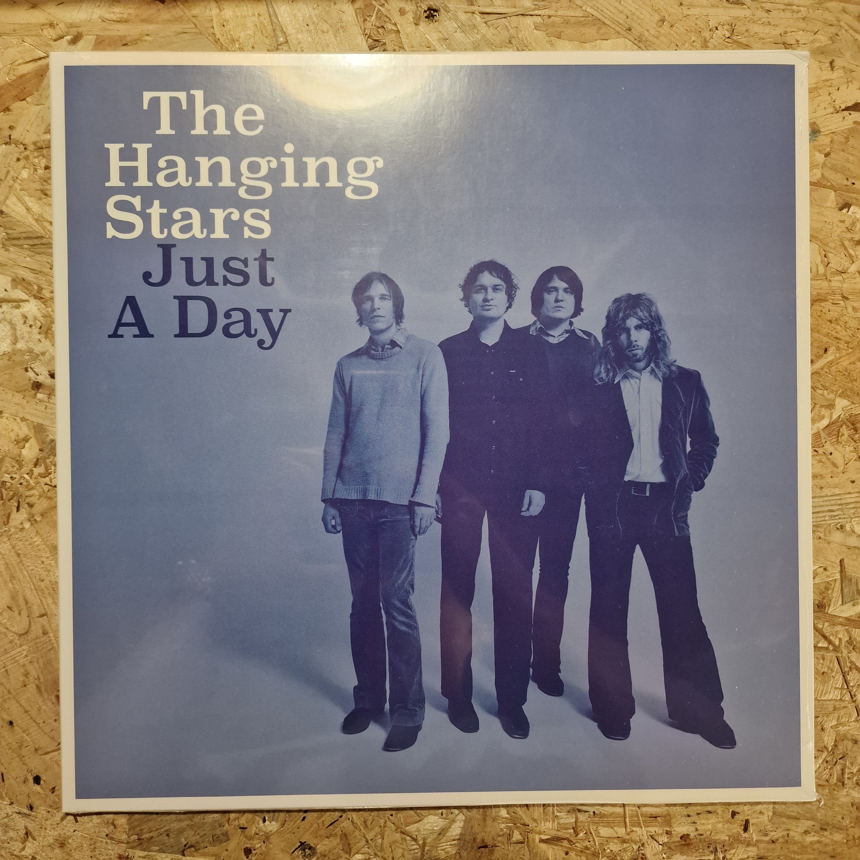 The Hanging Stars – Just A Day