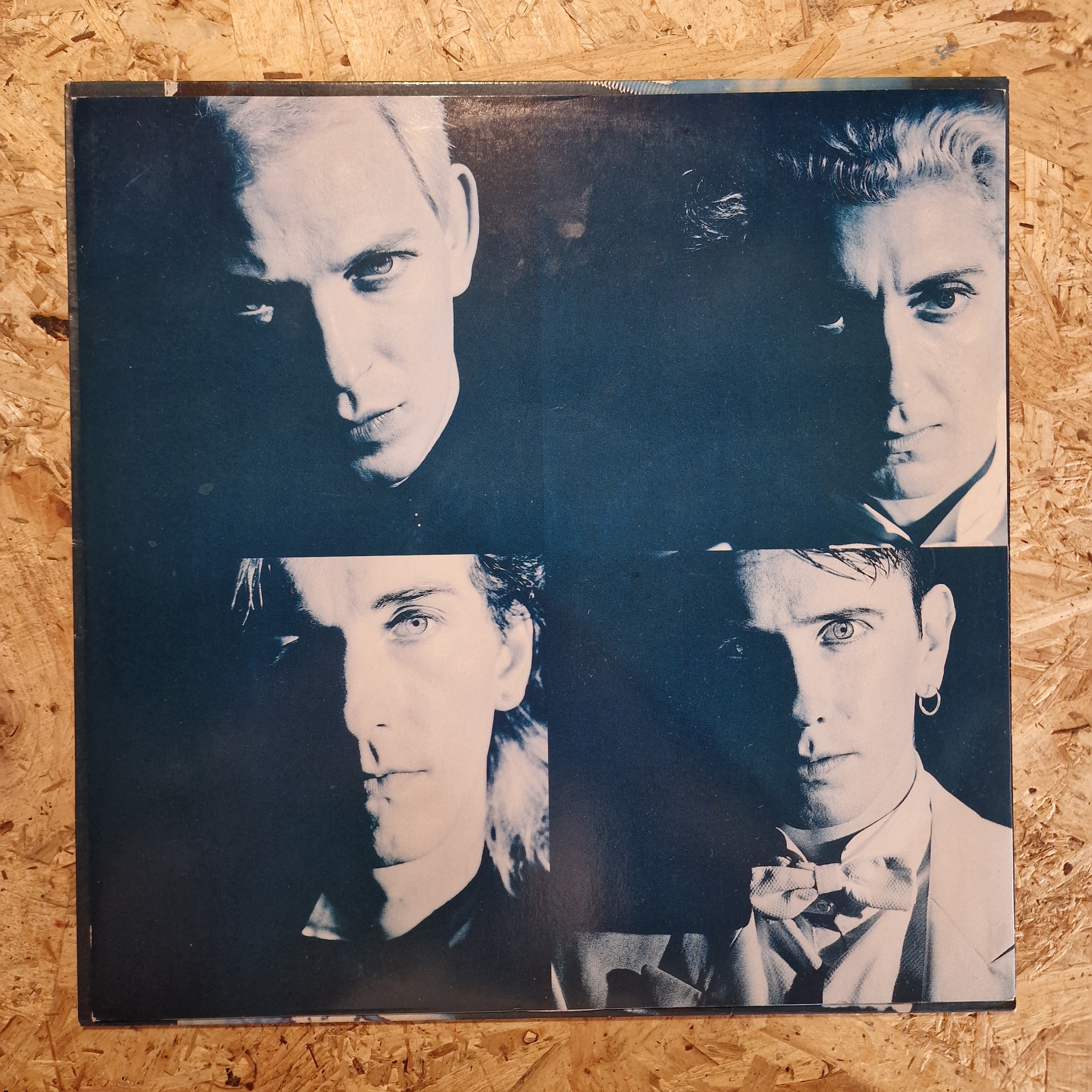 Siouxsie And The Banshees – Peepshow