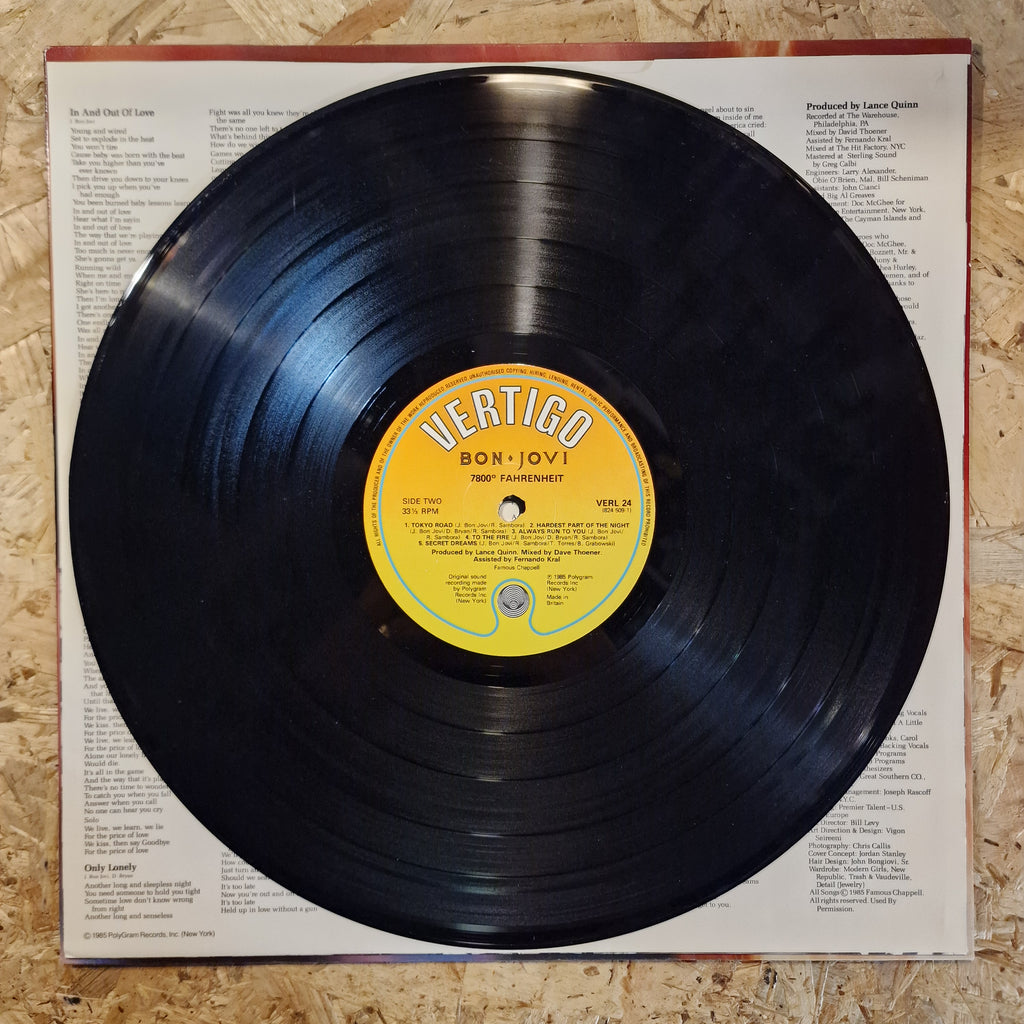 Bon Jovi ‎– 7800° Fahrenheit 1985 UK Press
