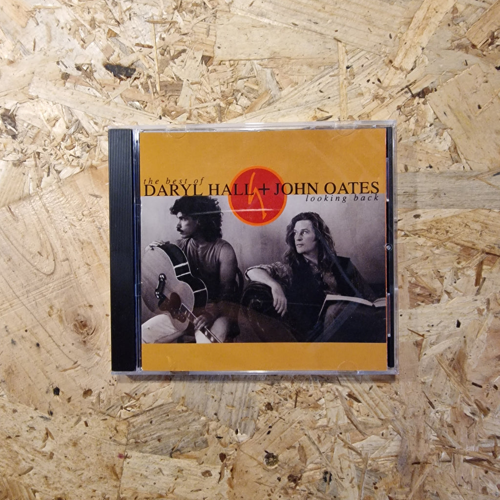 Daryl Hall + John Oates – The Best Of Daryl Hall & John Oates: Looking Back