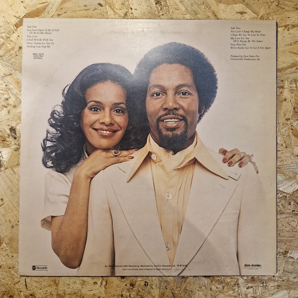 Marilyn McCoo & Billy Davis Jr. – I Hope We Get To Love In Time