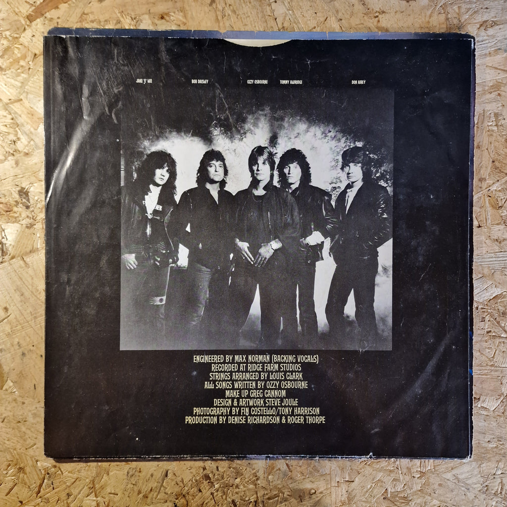 Ozzy Osbourne – Bark At The Moon