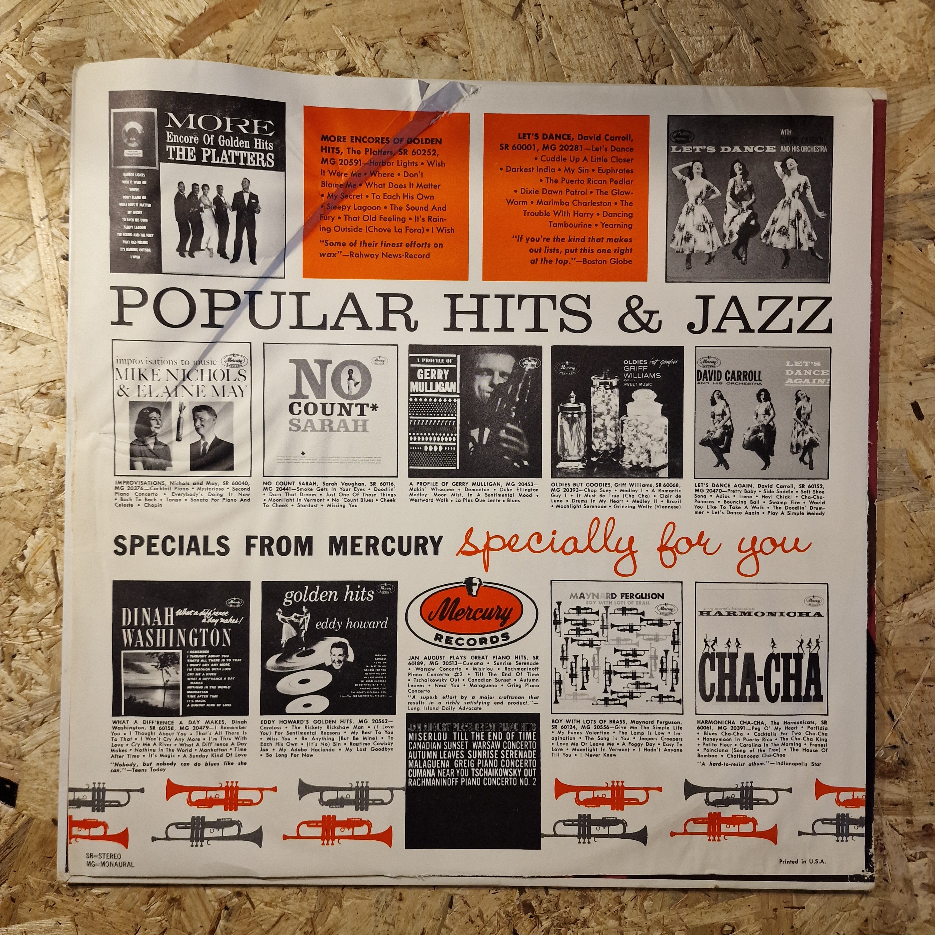 David Carroll And His Orchestra – Dance And Stay Young