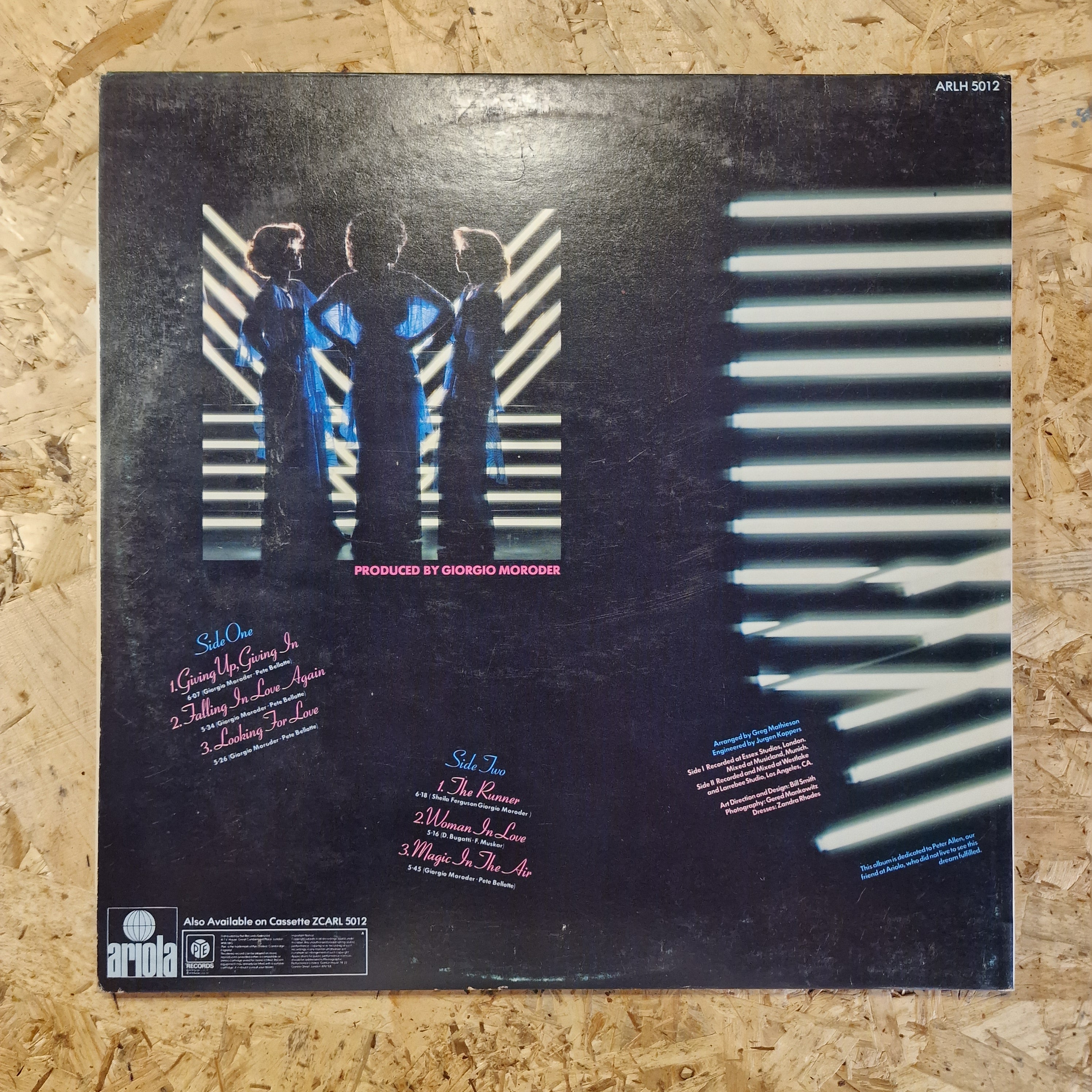 The Three Degrees – New Dimensions