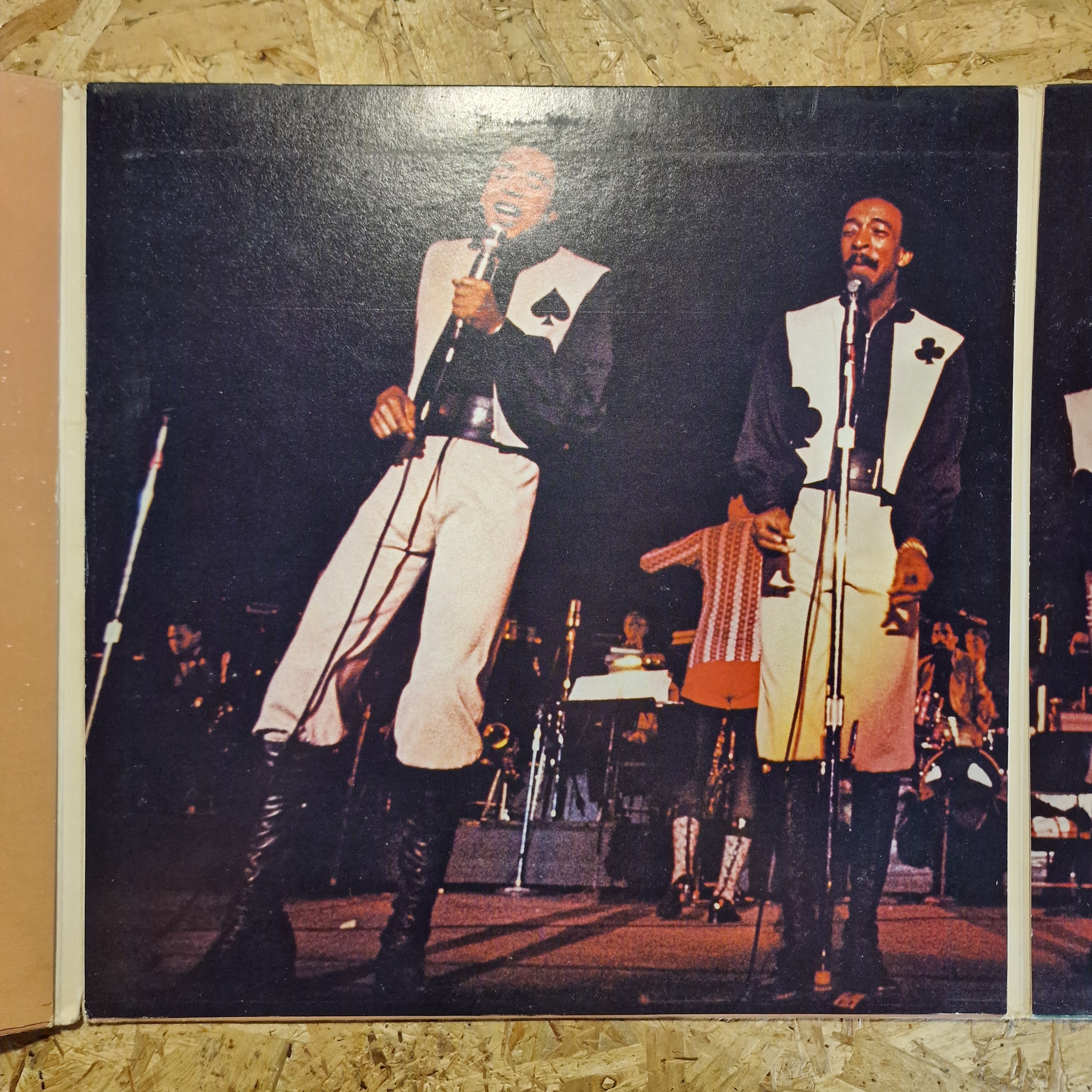 Smokey Robinson & The Miracles – Anthology