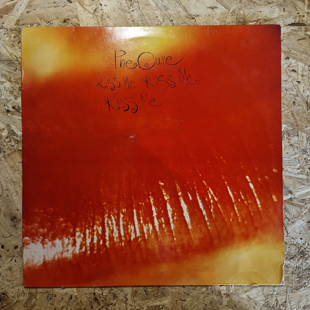The Cure – Kiss Me Kiss Me Kiss Me