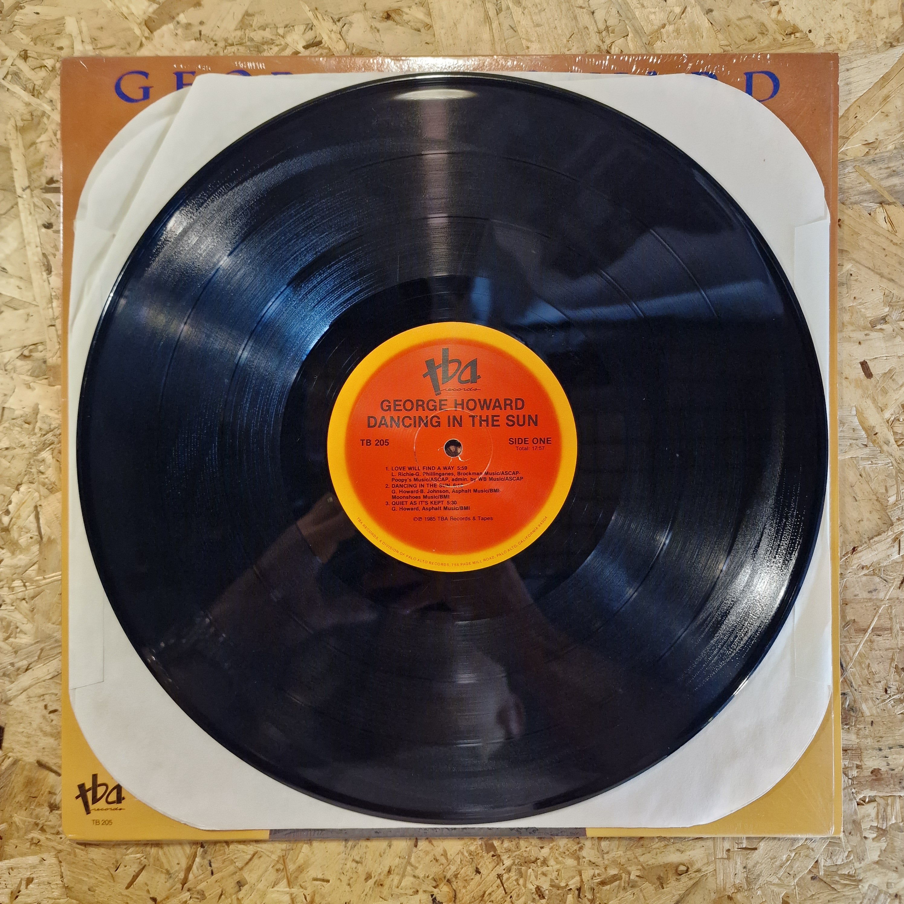 George Howard – Dancing In The Sun