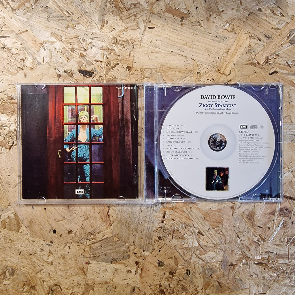 David Bowie – The Rise And Fall Of Ziggy Stardust And The Spiders From Mars
