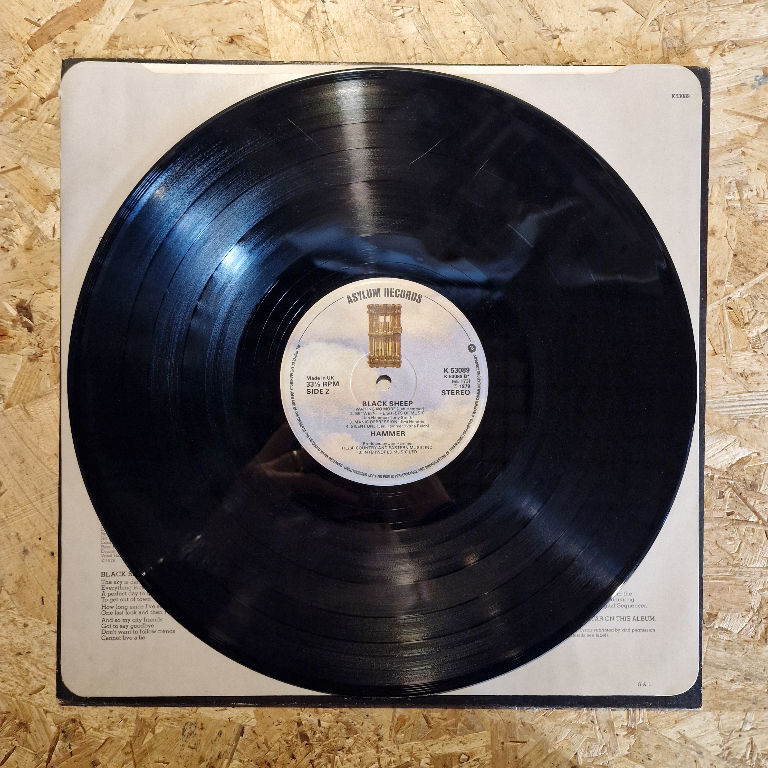Hammer – Black Sheep