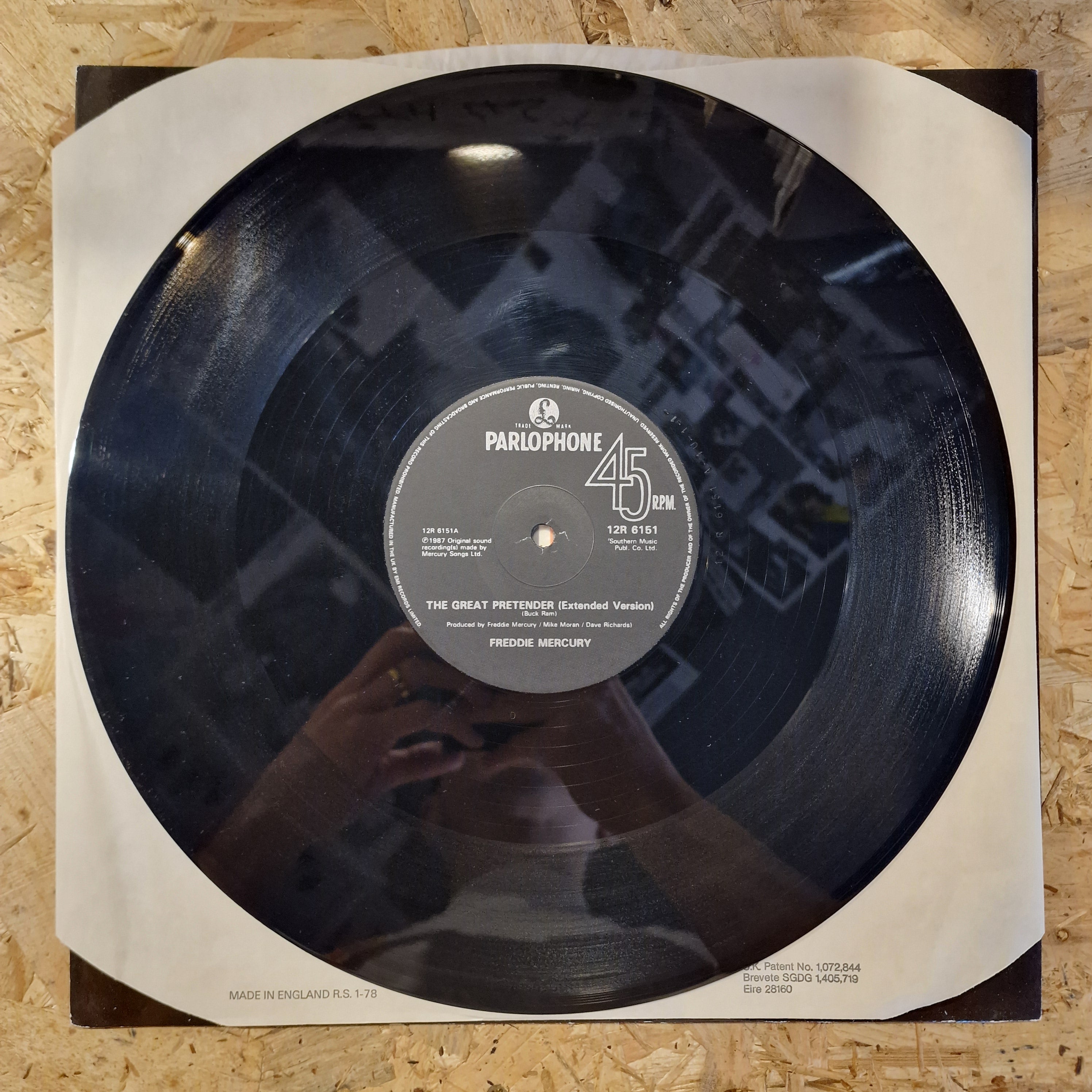 Freddie Mercury – The Great Pretender (Extended Version)