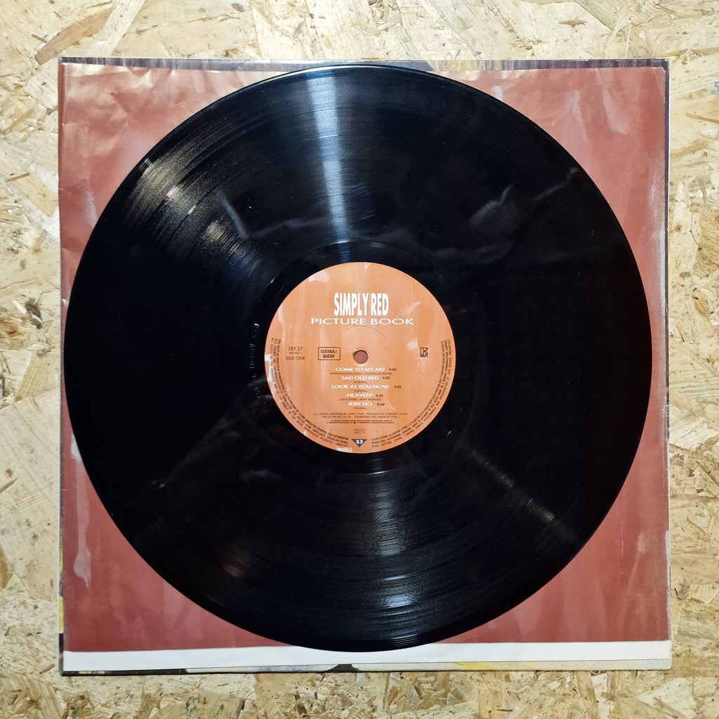Simply Red – Picture Book