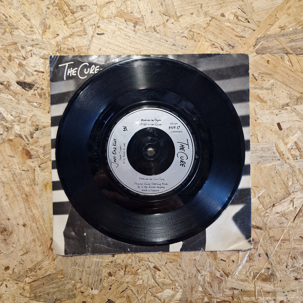 The Cure – Let's Go To Bed