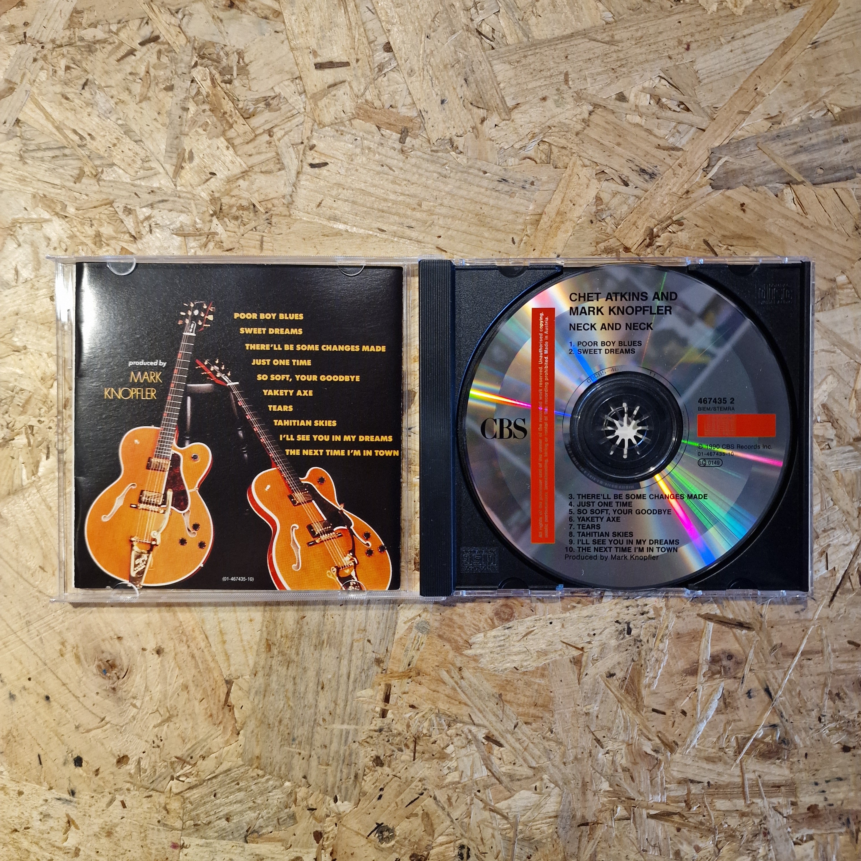 Chet Atkins And Mark Knopfler – Neck And Neck