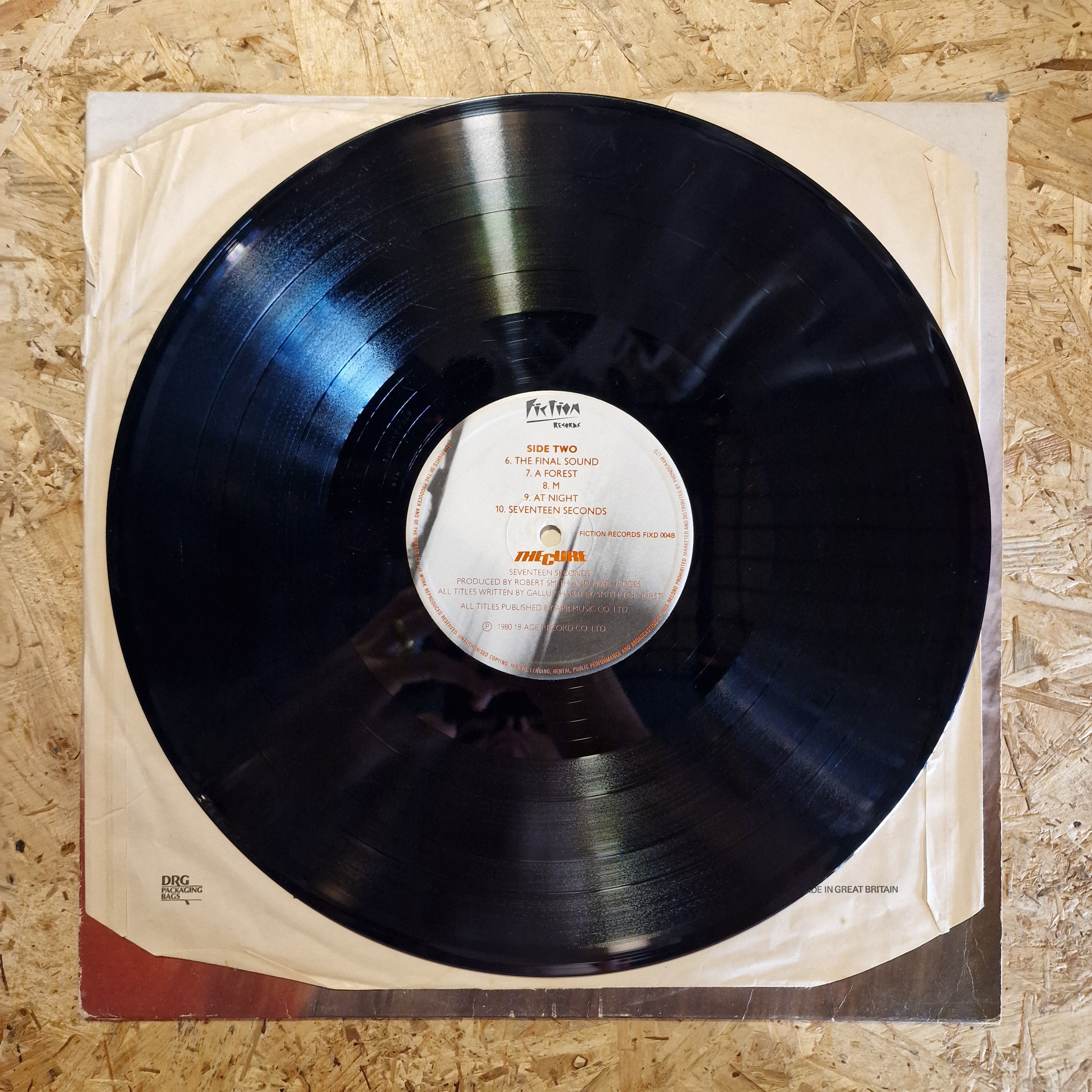 The Cure – Seventeen Seconds