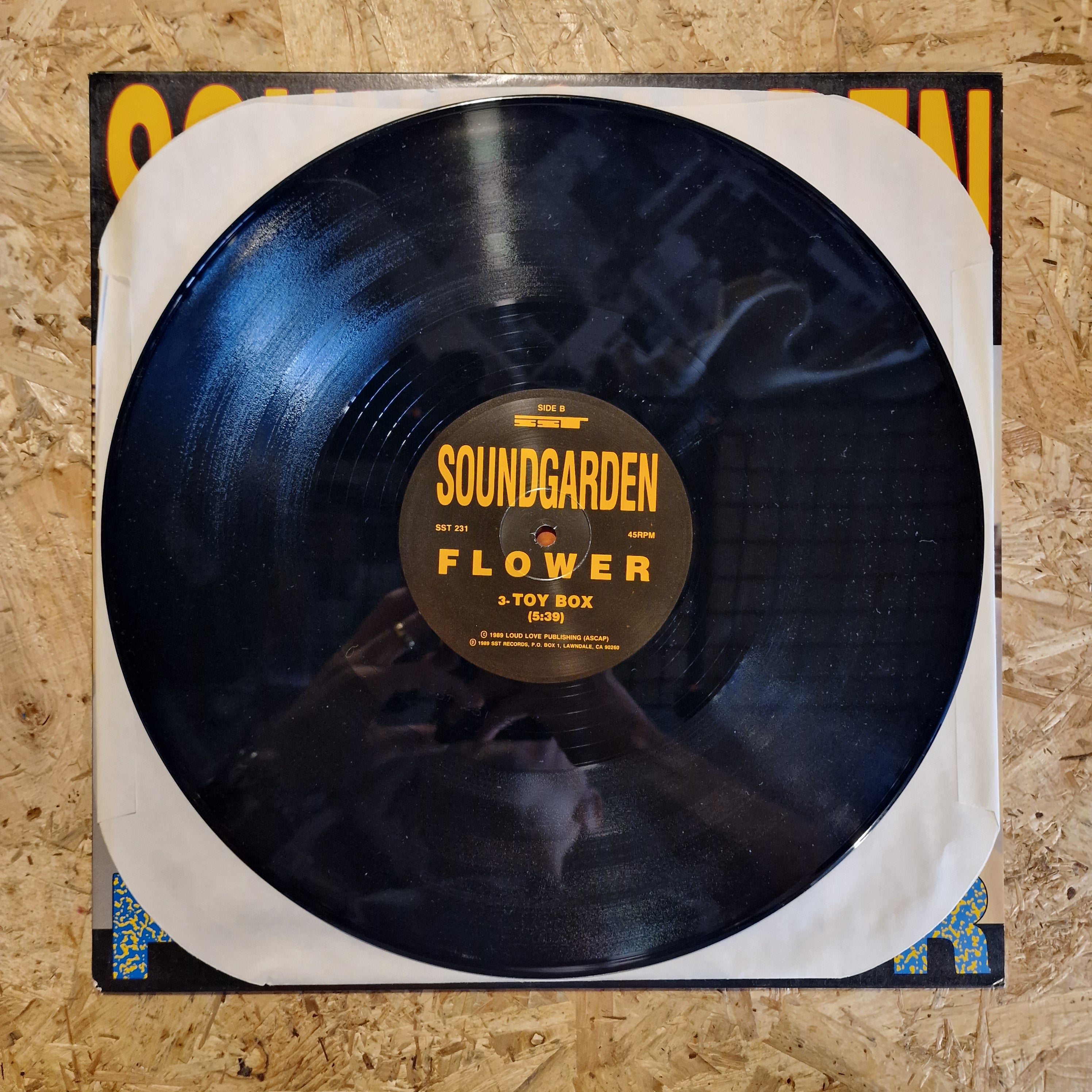 Soundgarden – Flower
