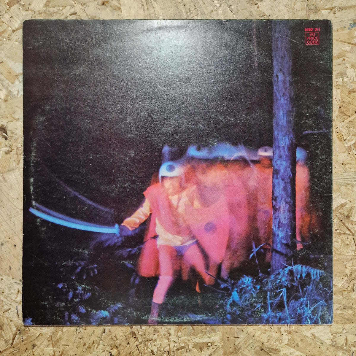 Black Sabbath – Paranoid (First UK Press - No Management Credit)