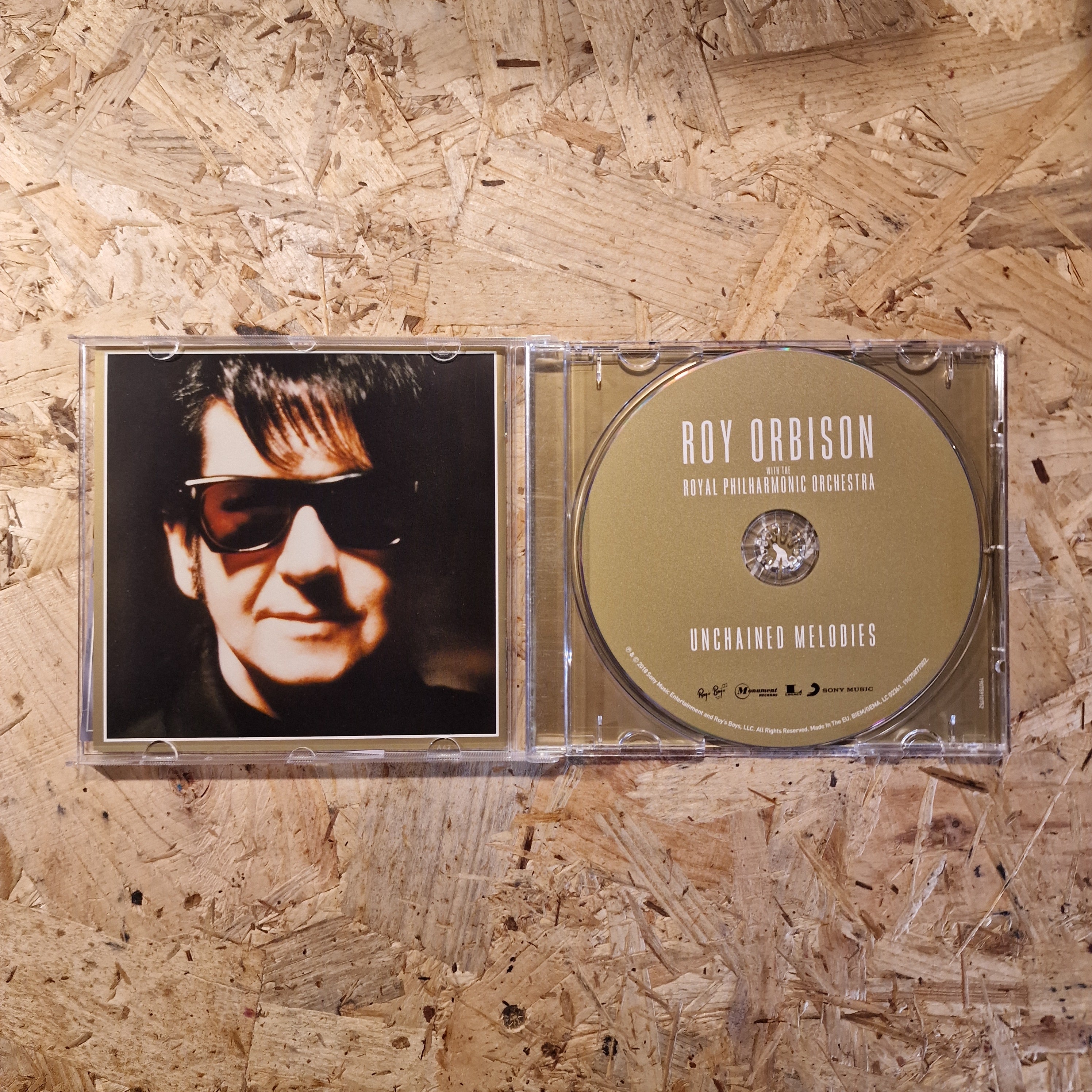 Roy Orbison With The Royal Philharmonic Orchestra – Unchained Melodies