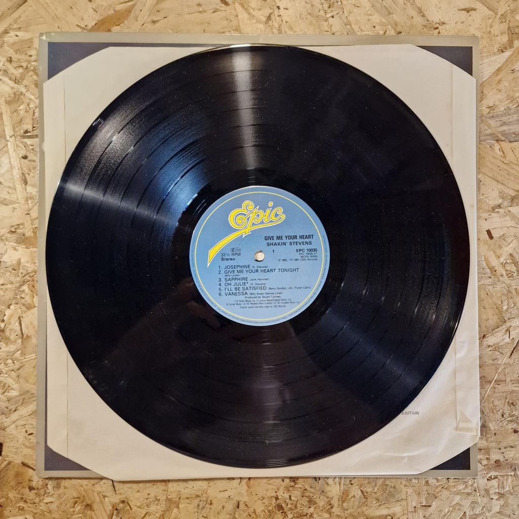 Shakin' Stevens – Give Me Your Heart Tonight