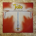 Toto – Hold The Line