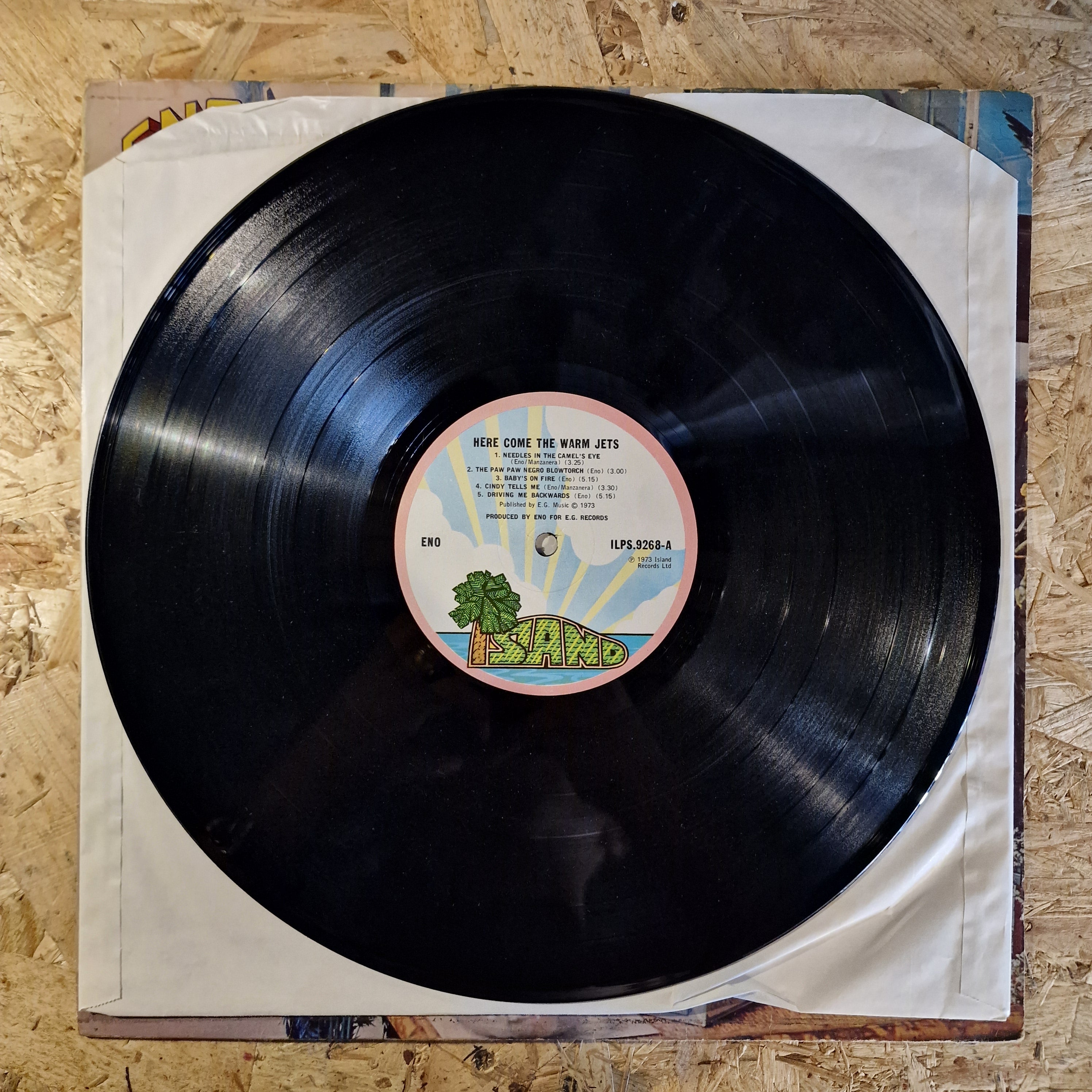 Eno – Here Come The Warm Jets
