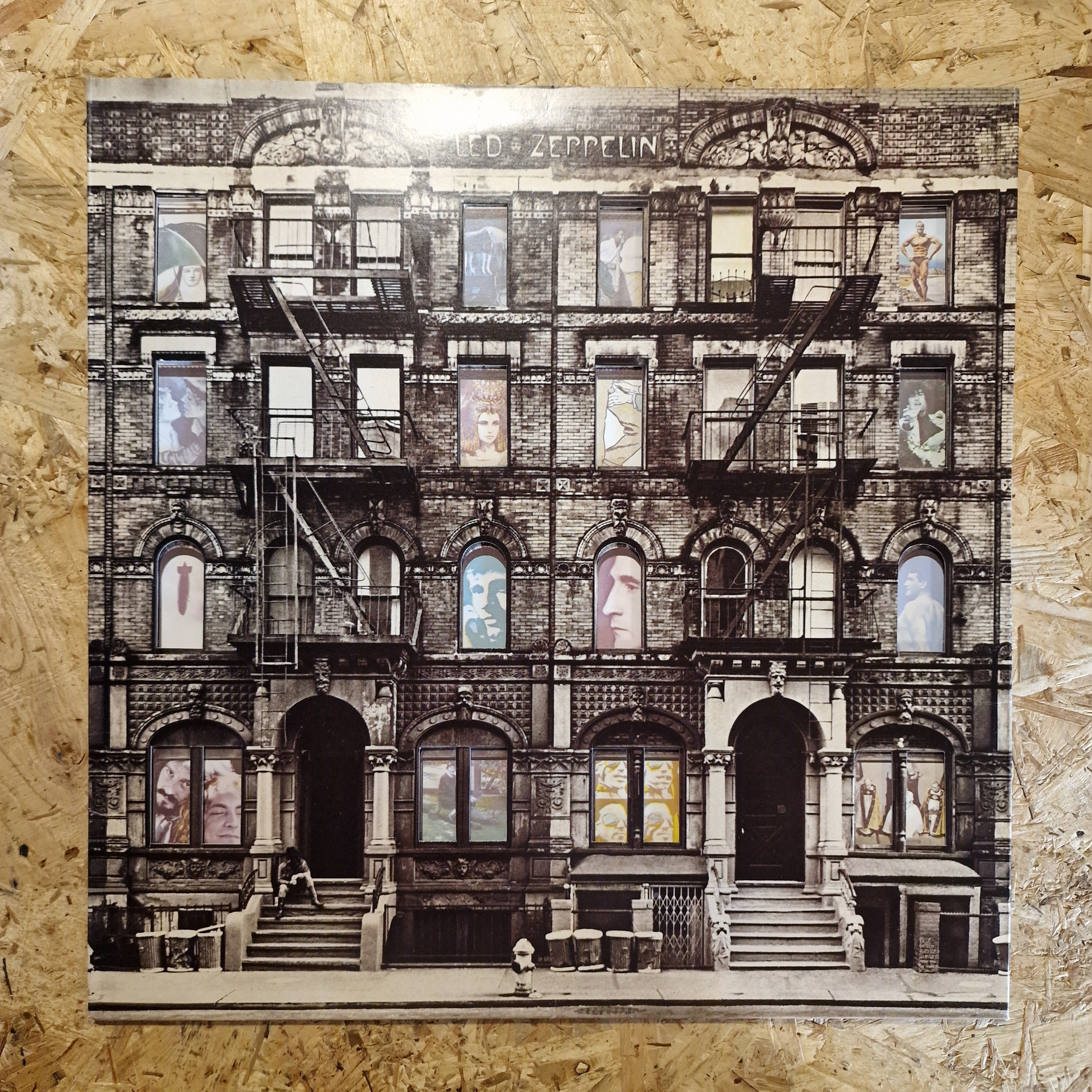 Led Zeppelin – Physical Graffiti (1980's German Reissue)