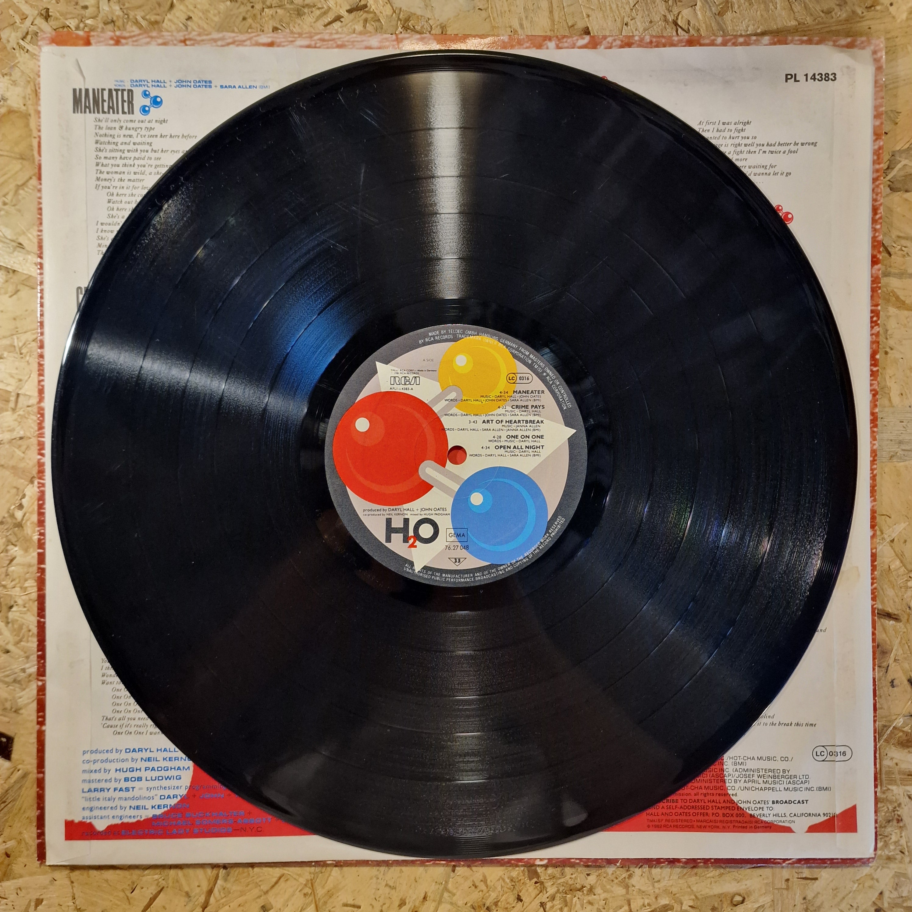 Daryl Hall + John Oates – H₂O