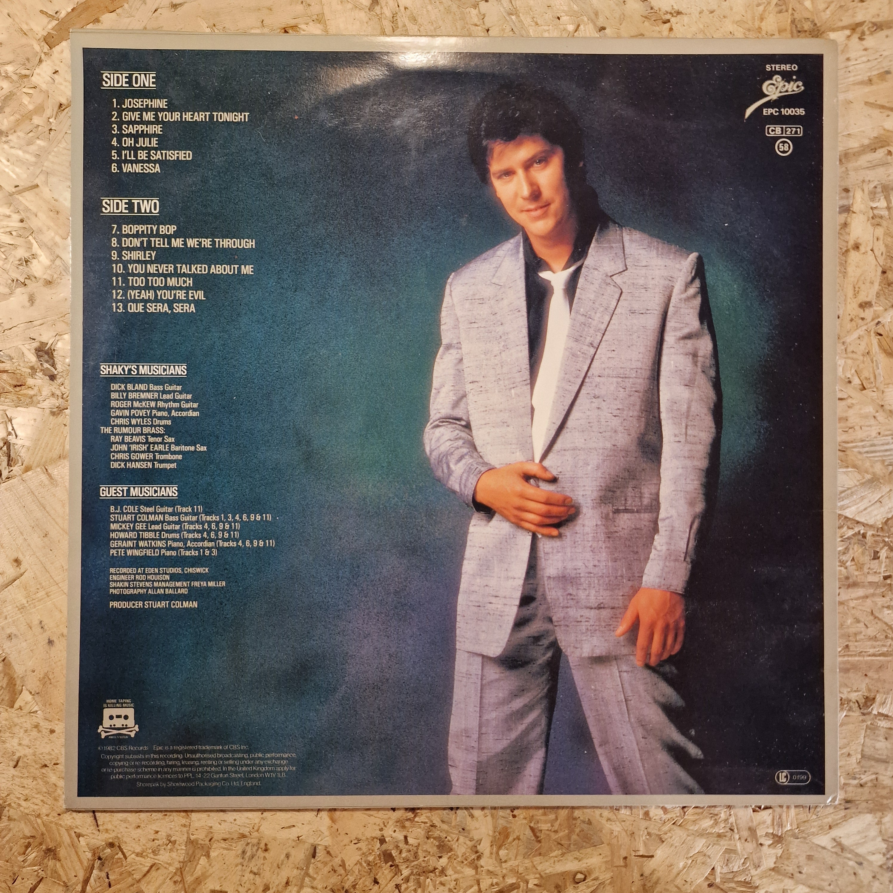 Shakin' Stevens – Give Me Your Heart Tonight