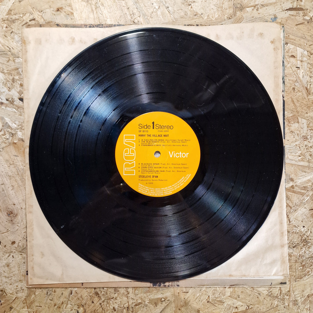 Steeleye Span – Hark! The Village Wait